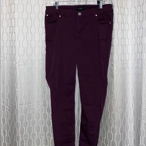 NWOT Purple skinny pants
